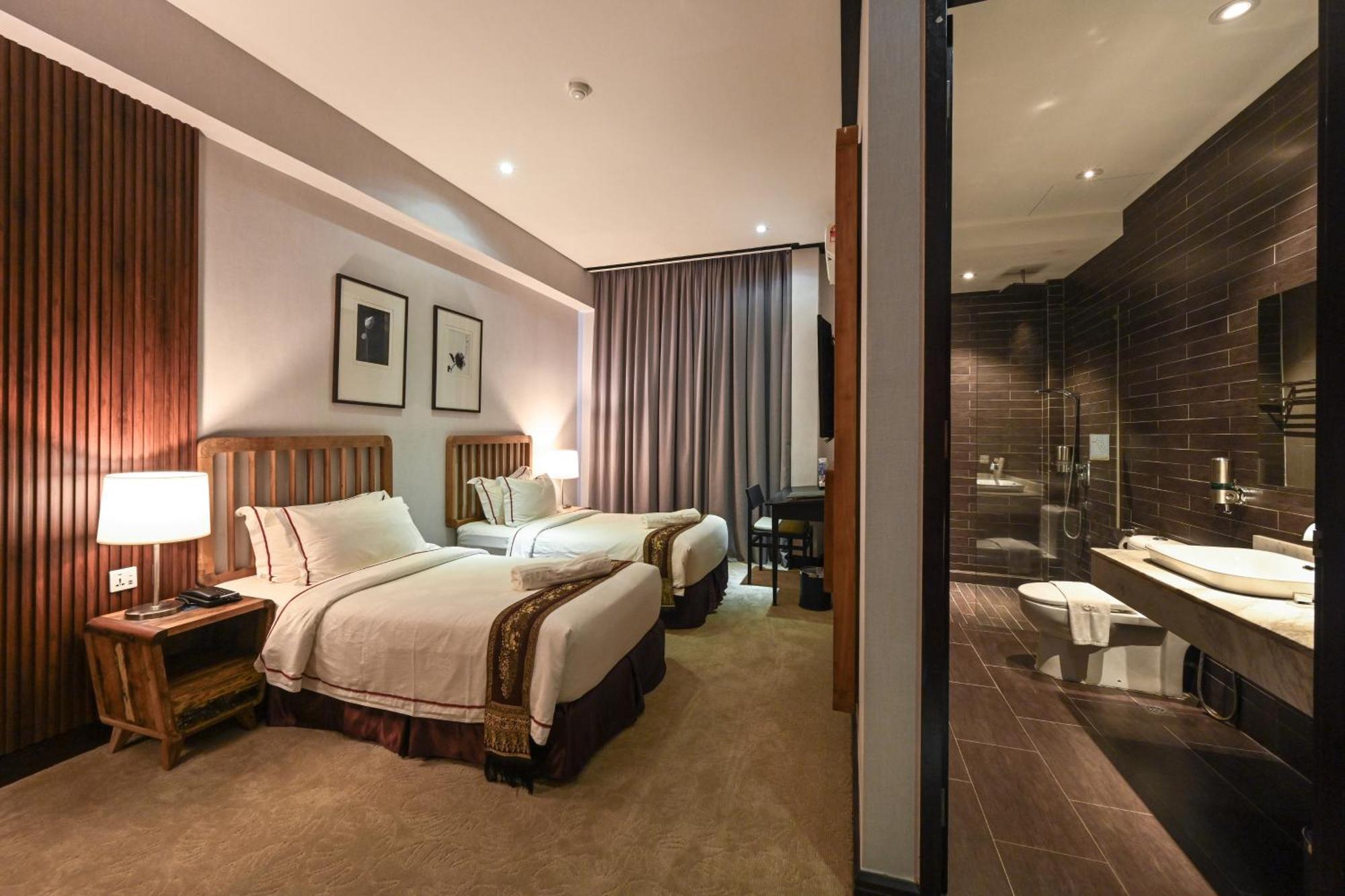 1825 Gallery 3* Malacca