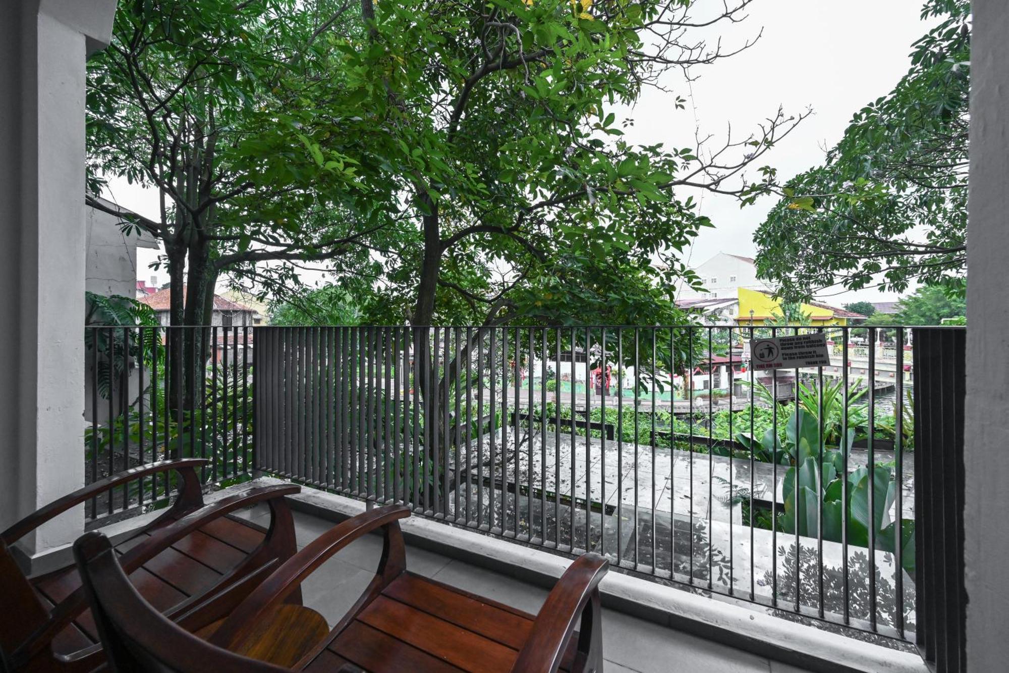 Hotel 1825 Gallery